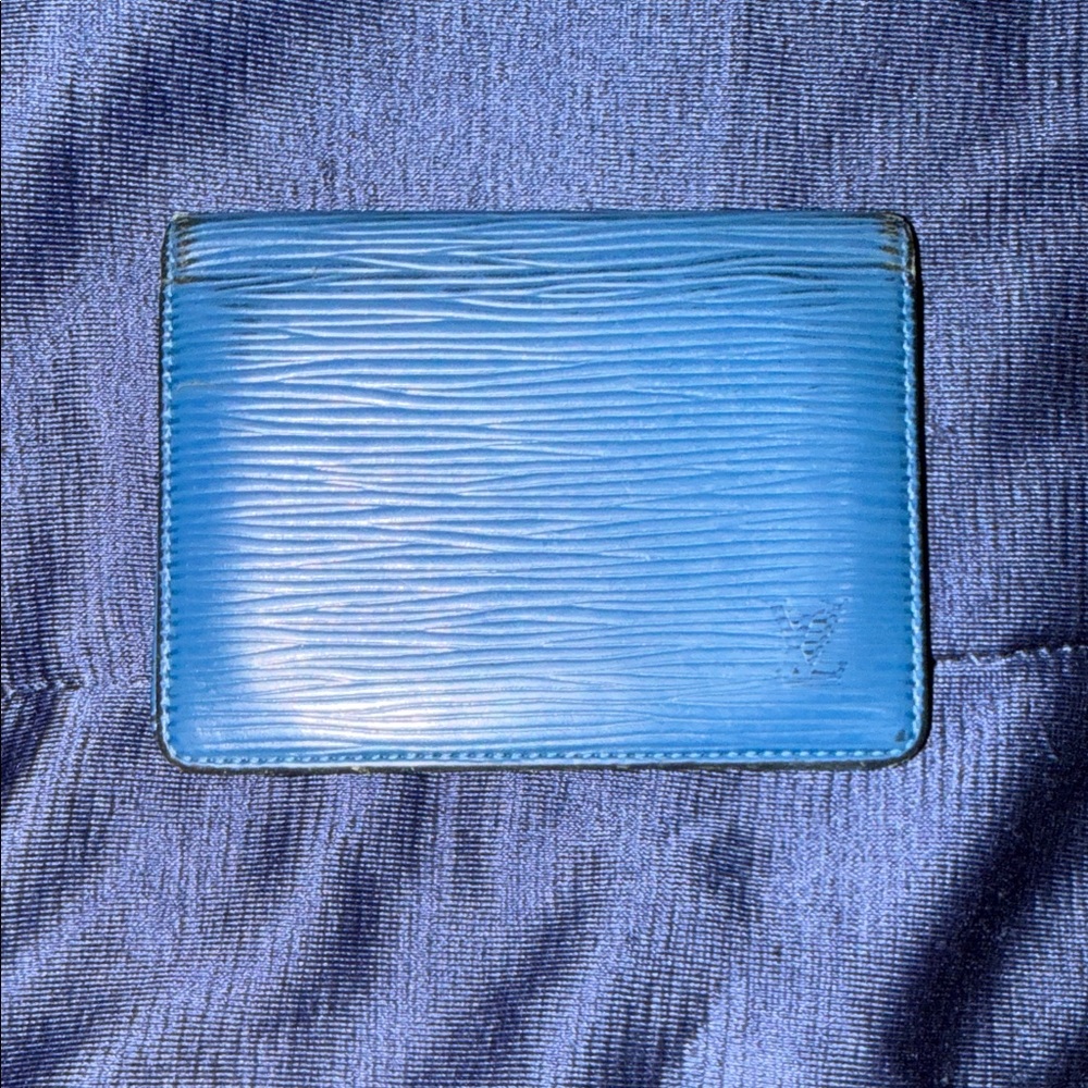 Louis Vuitton Blue Epi Card Holder